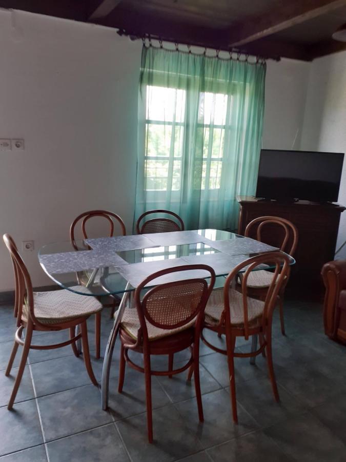 Apartments Pavlovic Linardici Bagian luar foto