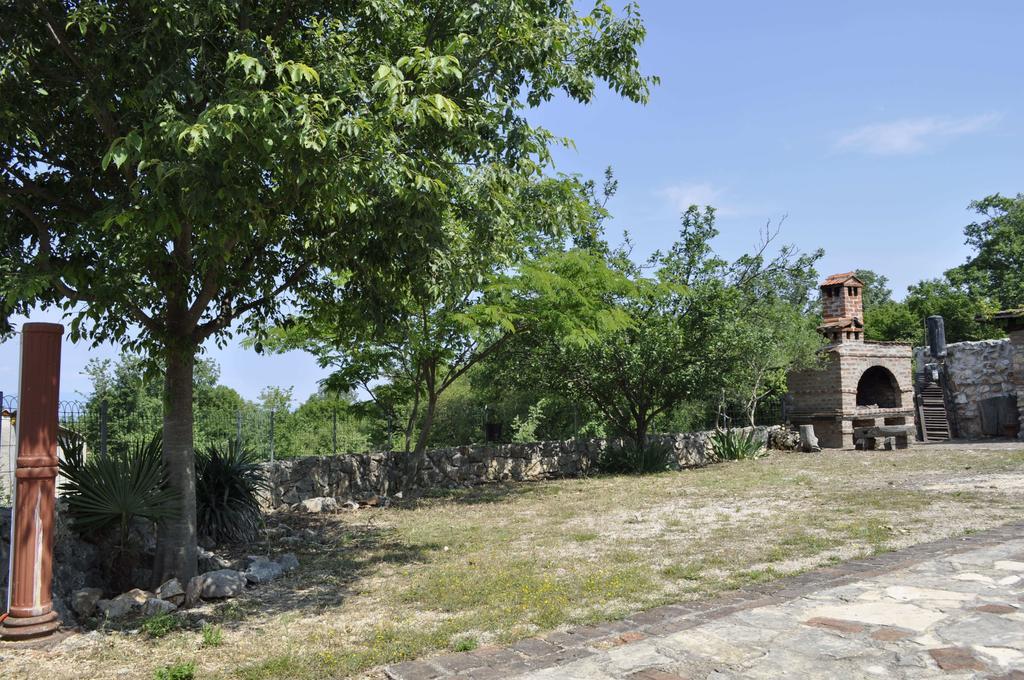 Apartments Pavlovic Linardici Bagian luar foto