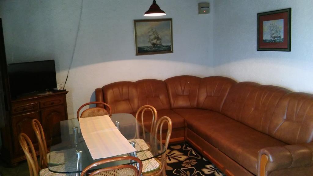 Apartments Pavlovic Linardici Bagian luar foto